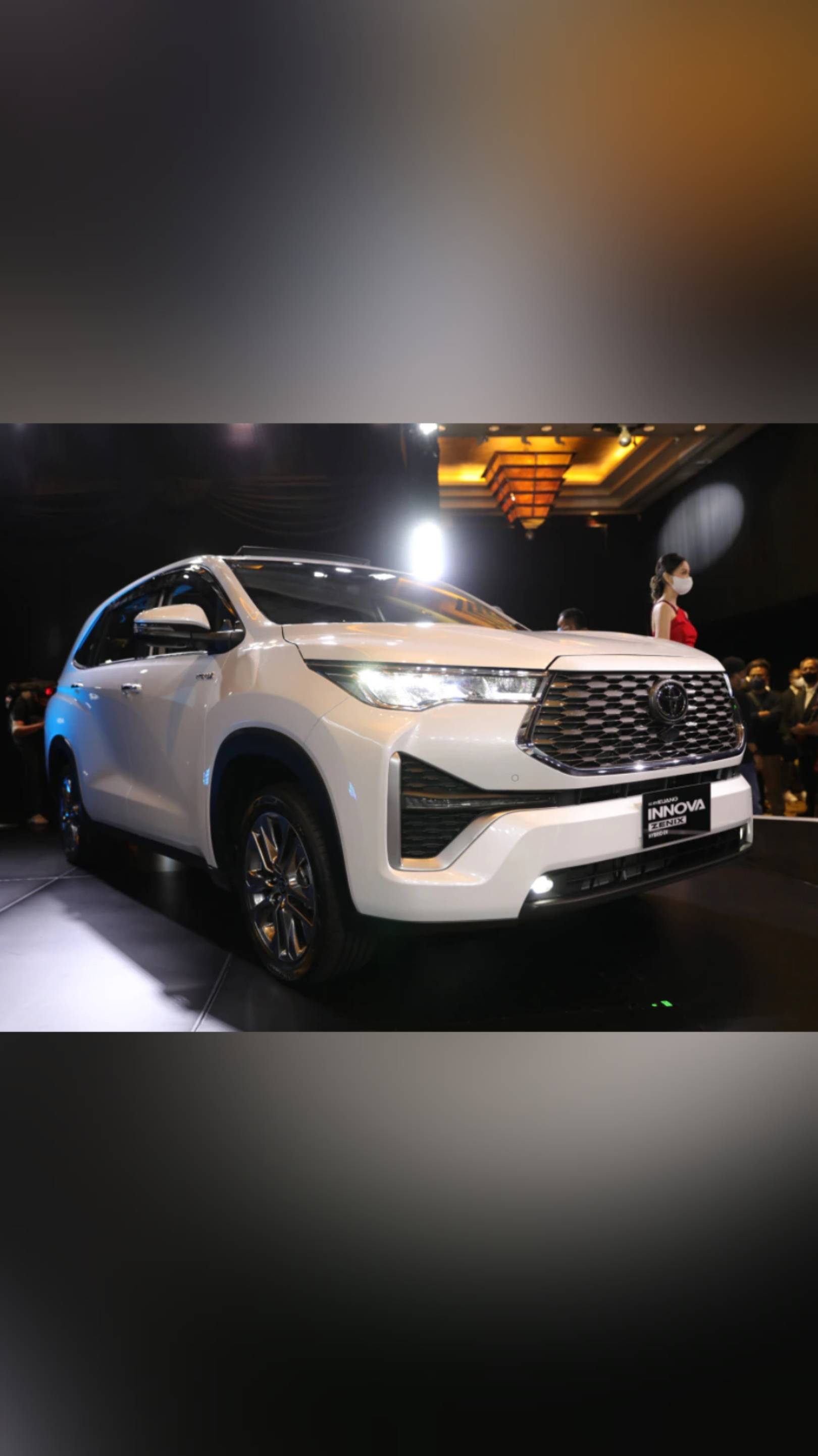 Toyota Innova Hycross India Debut Tomorrow