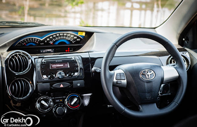 Toyota Etios Cross - Interior