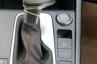 ಹುಂಡೈ ಕ್ರೆಟಾ 2015-2020 driving modes: comes with multiple traction modes for various conditions.