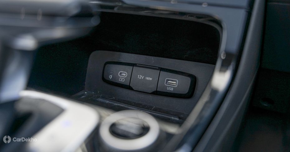 Hyundai Creta wireless phone charger
