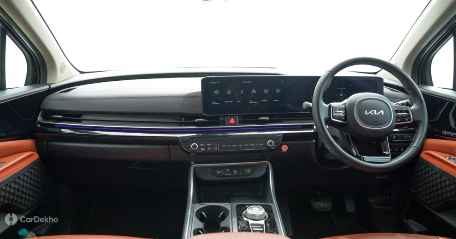 Kia Carnival dashboard Kia Carnival dashboard