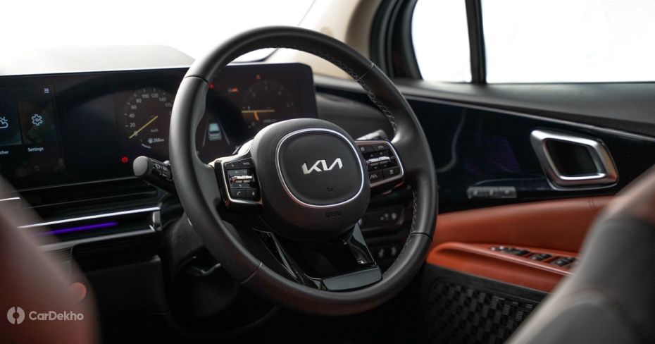 Kia Carnival steering wheel