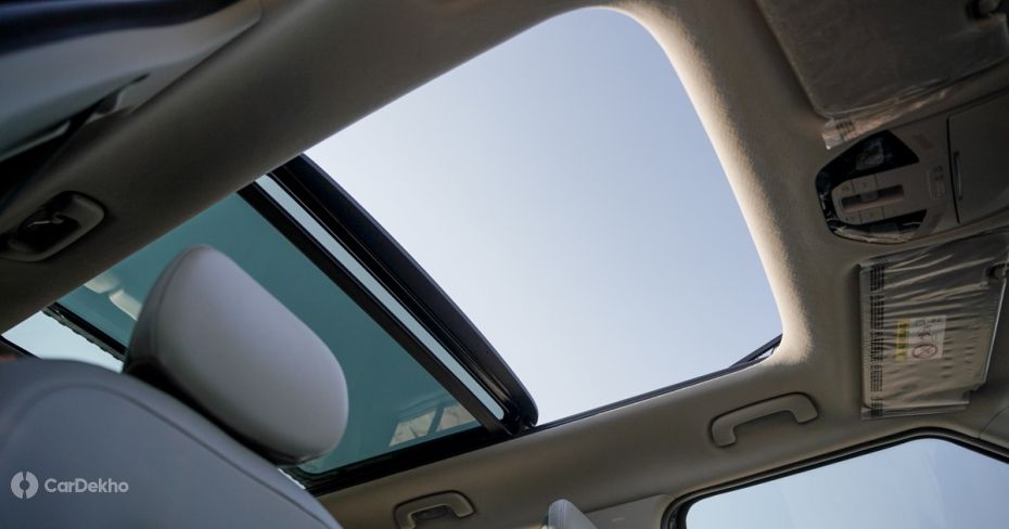 Kia Syros' panoramic sunroof