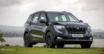 Upcoming Mahindra XUV700 Facelift Spotted Again With Production-spec Design  Elements | CarDekho.com