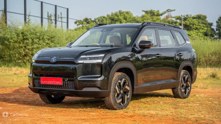 MG Hector Tomahawk EV Front Quarter