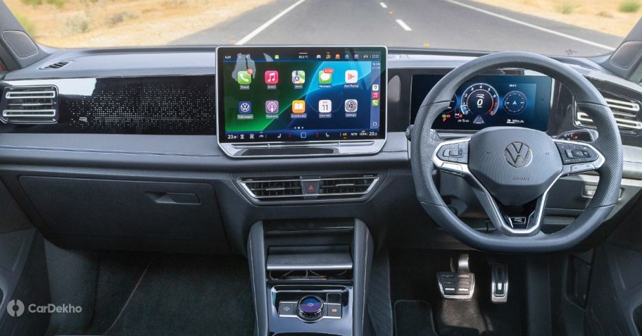 2025 Volkswagen R-Line dashboard