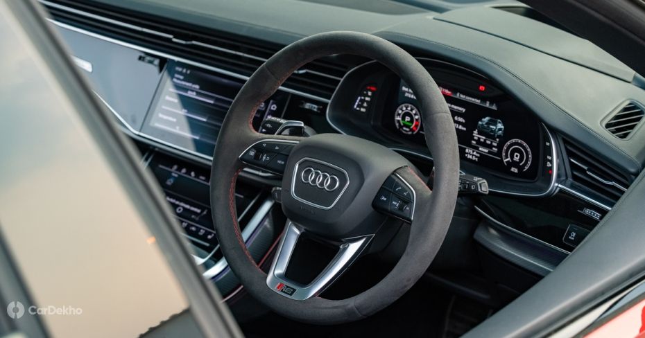 Audi RS Q8 steering wheel