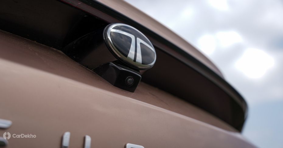 Tata Curvv rear view camera