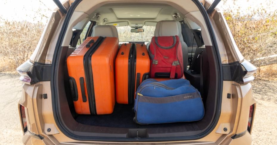 Tata Safari Boot Space