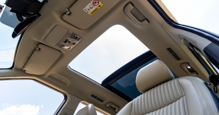 Kia Carens Clavis panoramic sunroof Kia Carens Clavis panoramic sunroof
