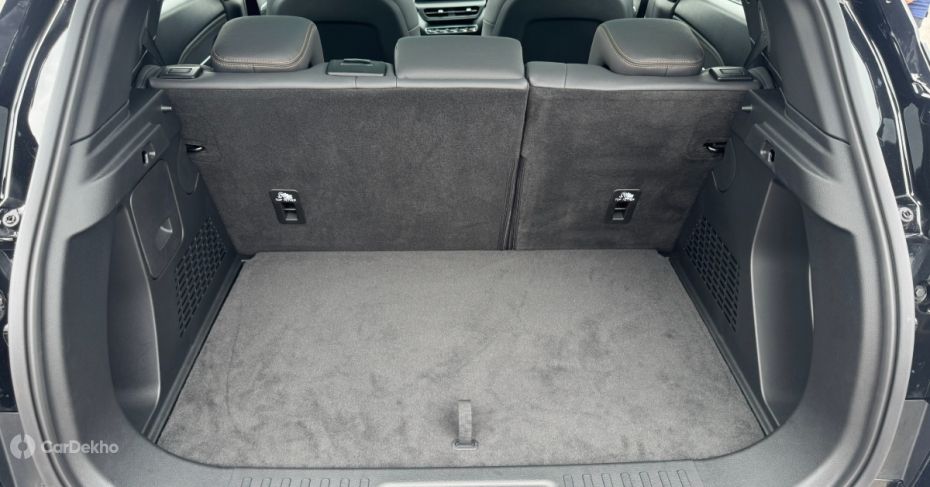 VinFast VF6 bootspace