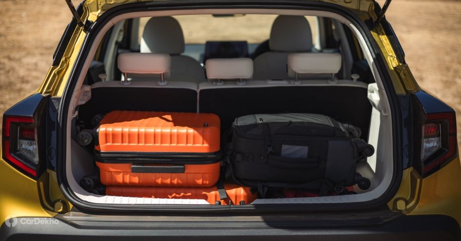 Mahindra XUV 3XO boot space