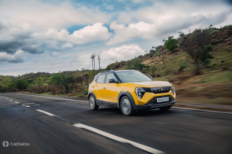 Mahindra XUV 3XO driving