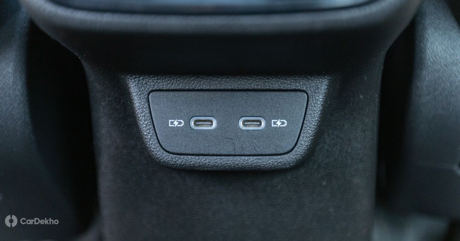 Volkswagen Virtus Rear Type-C Chargers