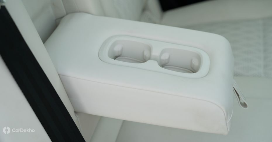 Mahindra XEV 9e Rear Cupholders