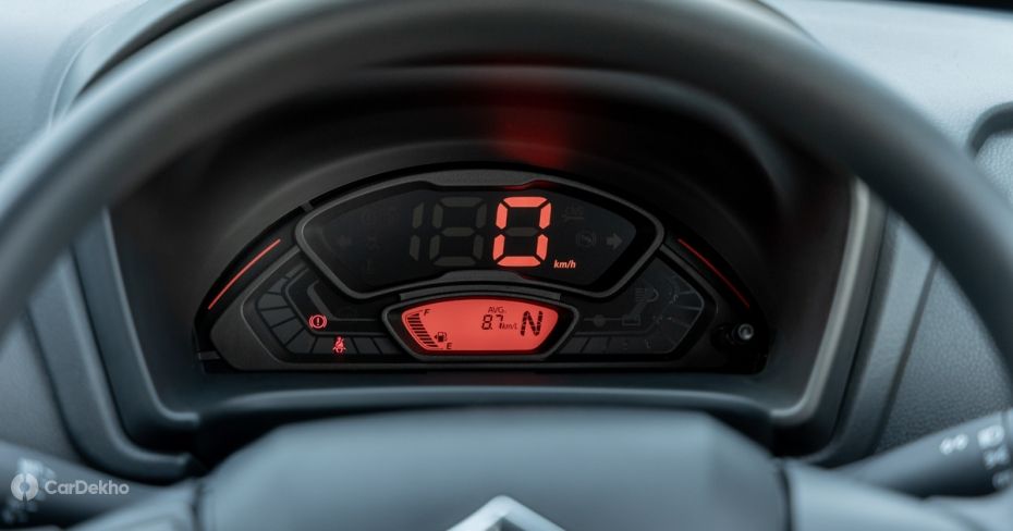 Maruti Alto semi-digital driver's display Maruti Alto semi-digital driver's display