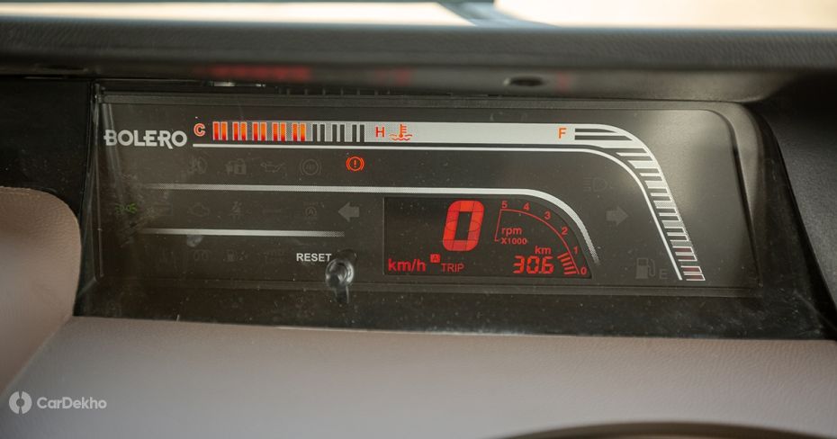 Mahindra Bolero semi-digital driver's display Mahindra Bolero semi-digital driver's display