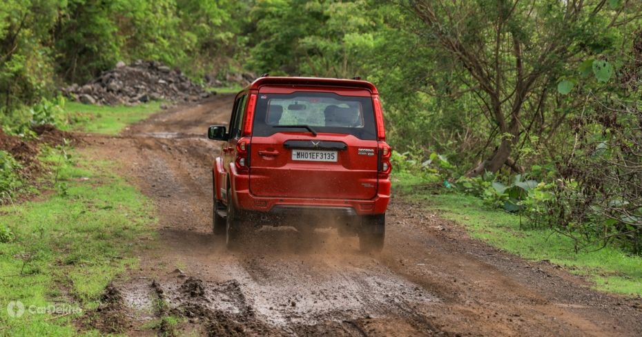 Mahindra Scorpio Classic driving on broken roads