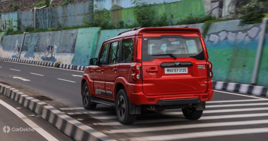 Mahindra Scorpio Classic driving
