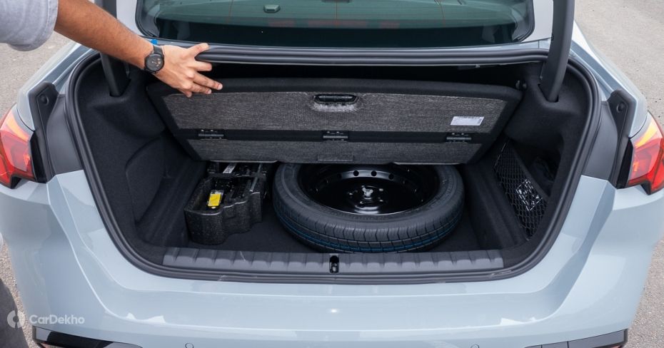 2025 BMW 2 Series storage space under boot floor