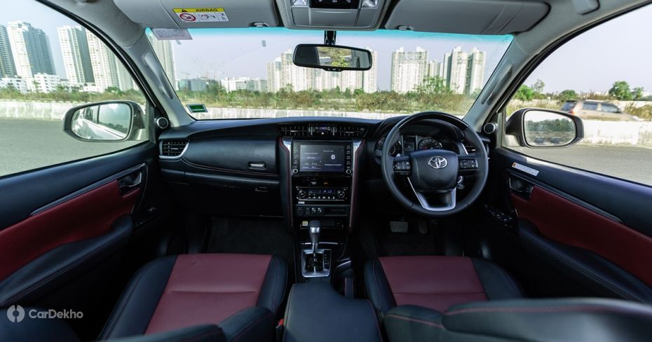 Toyota Fortuner Legender dashboard Toyota Fortuner Legender dashboard