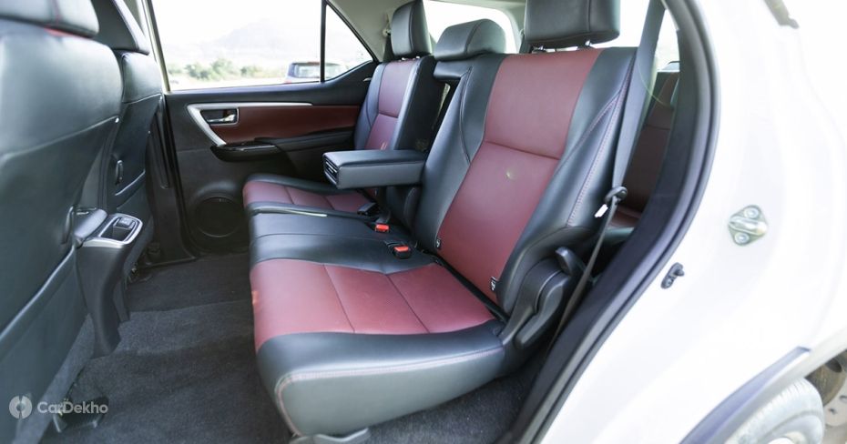 Toyota Fortuner Legender 2nd row seats