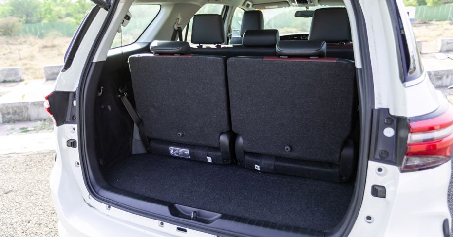 Toyota Fortuner Legender Bootspace Toyota Fortuner Legender Bootspace