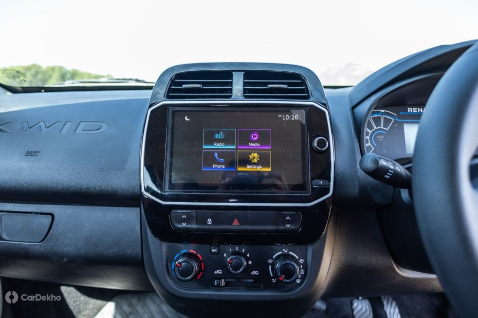 Renault Kwid Touchscreen Infotainment