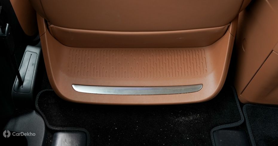 MG M9 seatback table MG M9 seatback table