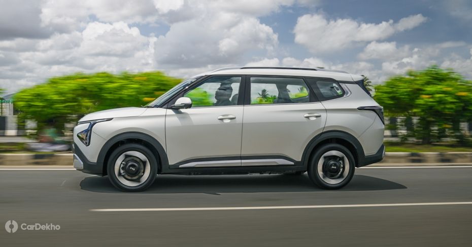 Kia Carens Clavis EV driving Kia Carens Clavis EV driving