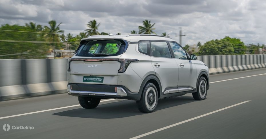 Kia Carens Clavis EV driving Kia Carens Clavis EV driving
