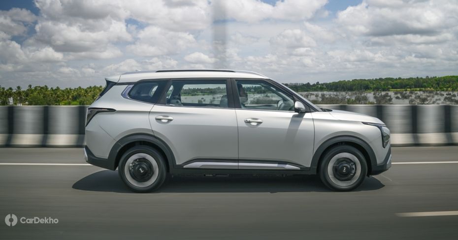Kia Carens Clavis EV driving Kia Carens Clavis EV driving
