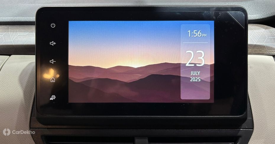 Renault Triber 8 touchscreen