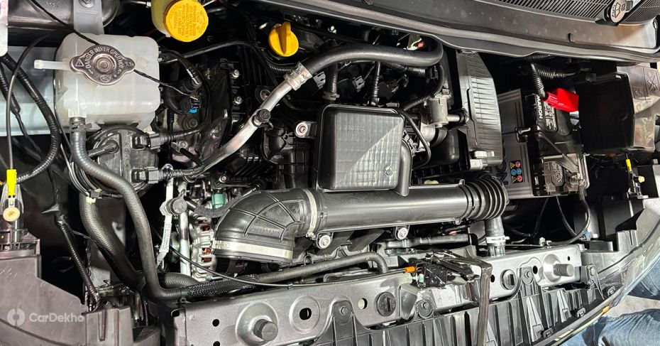 Watch Video: Renault Triber Facelift Variants Explained, Which Variant ...