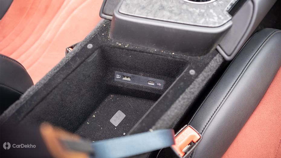 MG Cyberster charging ports