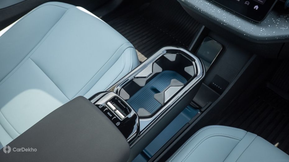 Volvo EX30 centre console