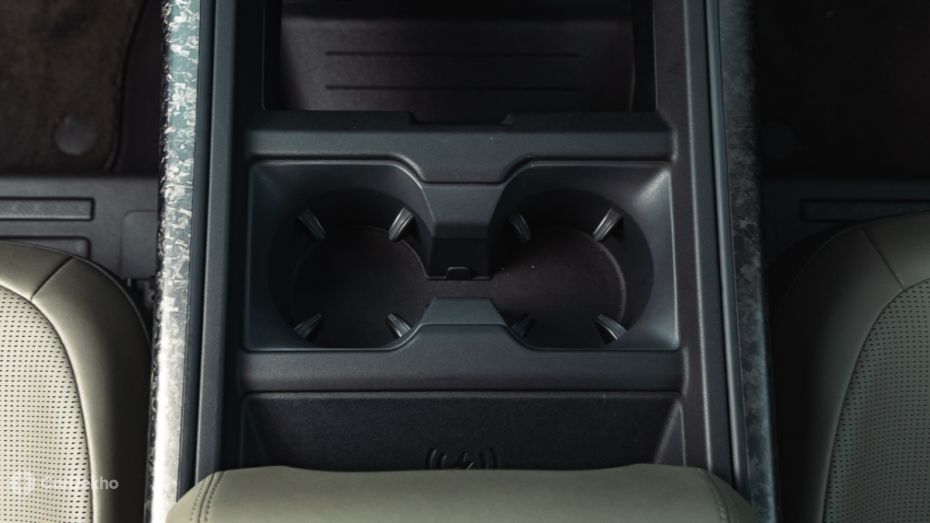 Land Rover Defender bottle holders