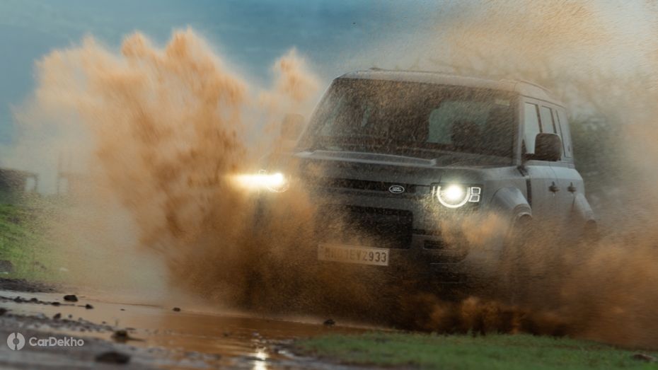 Land Rover Defender Octa driving