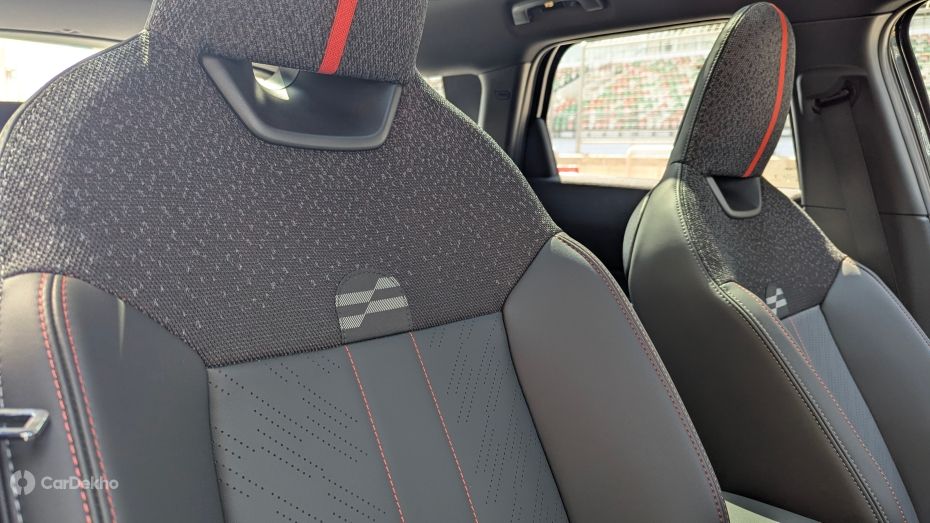 Mini Countryman JCW All4 Seat Stitching Mini Countryman JCW All4 Seat Stitching