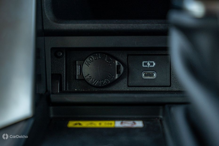 Toyota LC300 Interior