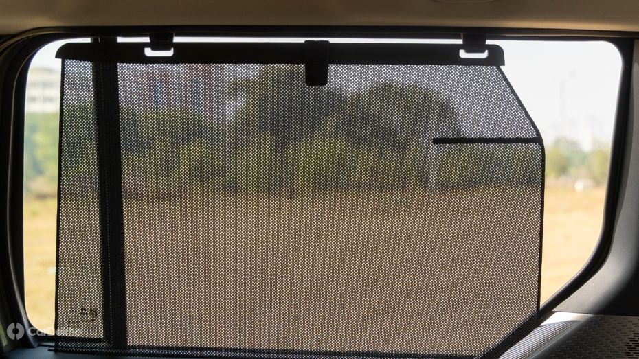 Tata Sierra Rear Sunshade Tata Sierra Rear Sunshade