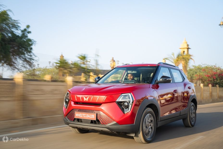 XUV 3XO EV XUV 3XO EV