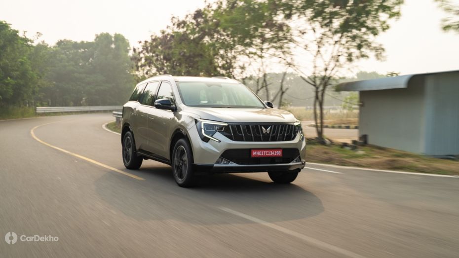 Mahindra XUV 7XO driving