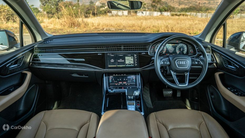 Audi Q7 dashboard