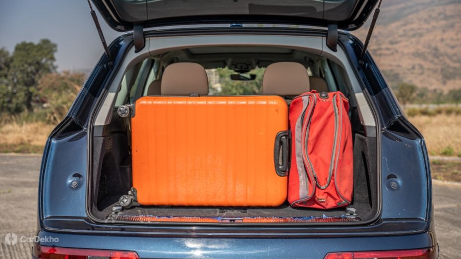 Audi Q7 bootspace