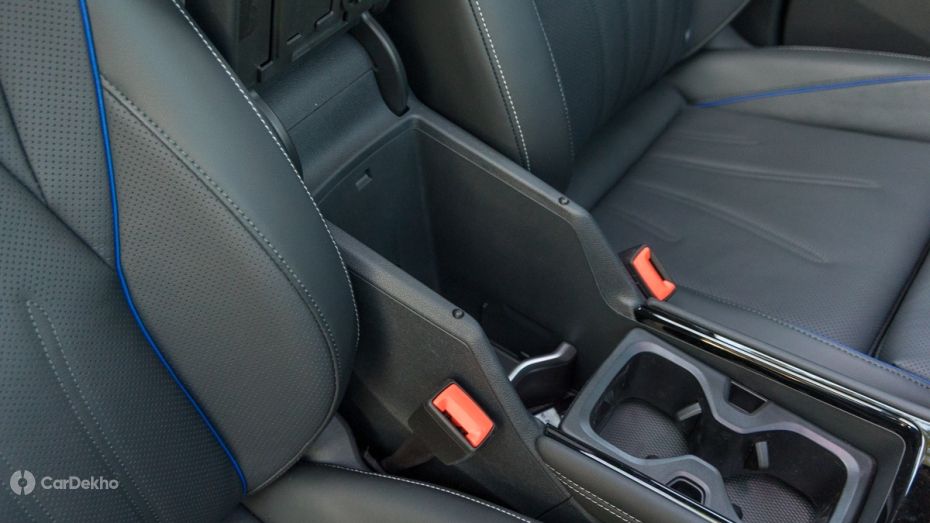 Volkswagen Tayron R Line storage space Volkswagen Tayron R Line storage space