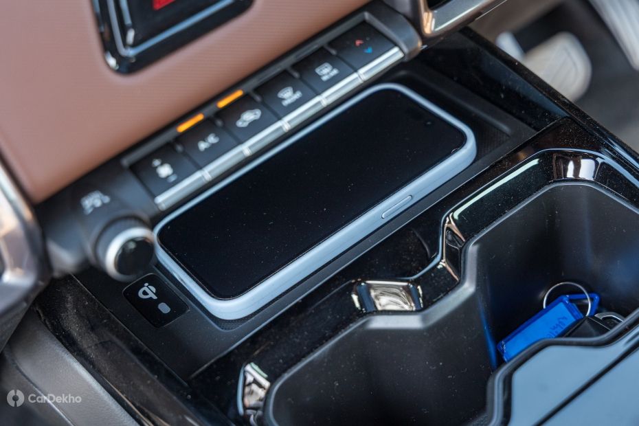 Toyota Urban Cruiser Ebella Interior