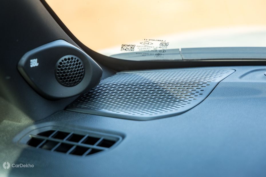 Toyota Urban Cruiser Ebella Features