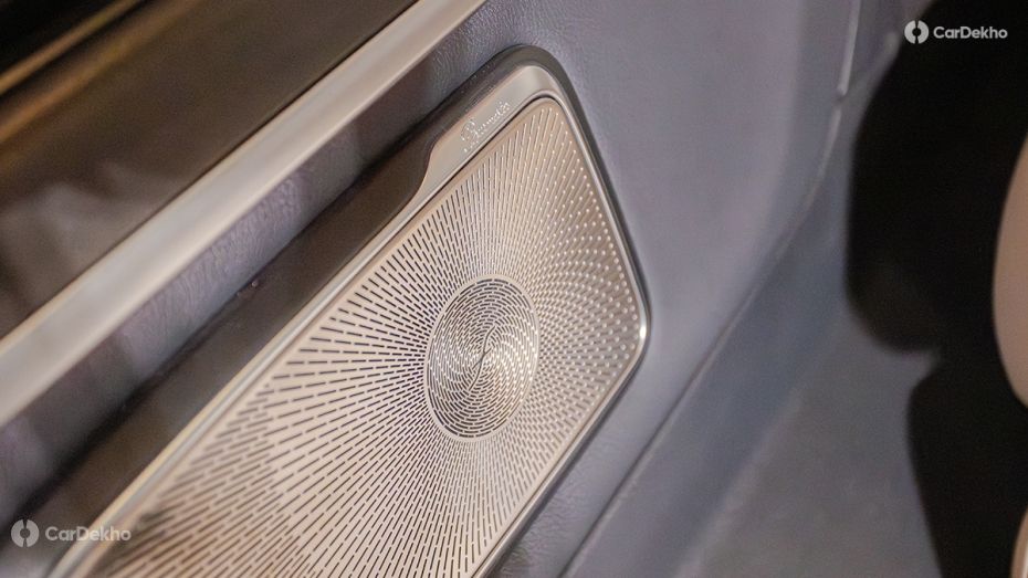 Mercedes-Benz V-Class Sound System Mercedes-Benz V-Class Sound System
