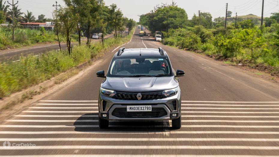 Renault Triber Driving